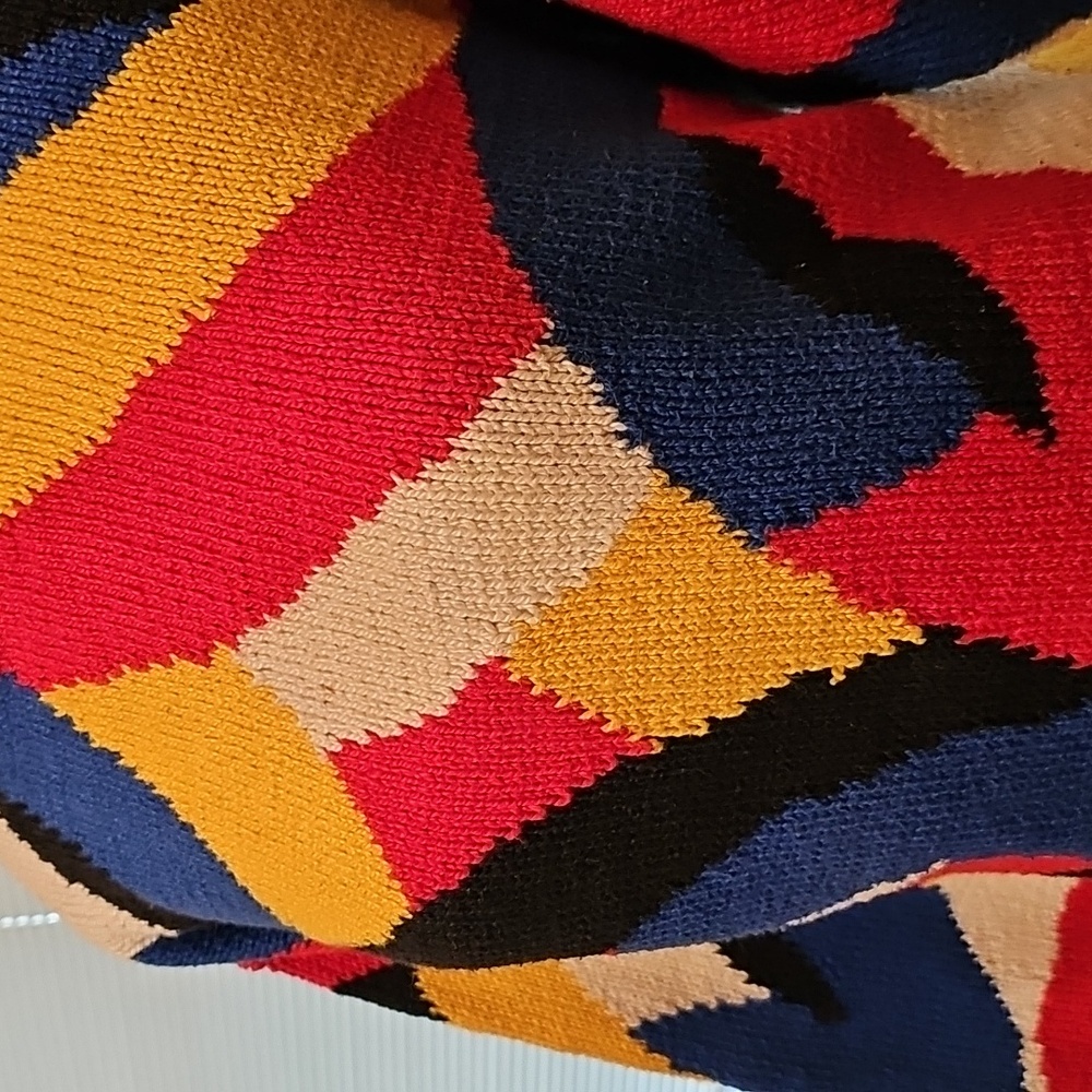 Colorful Geometric Sweater - Picture 2 of 10
